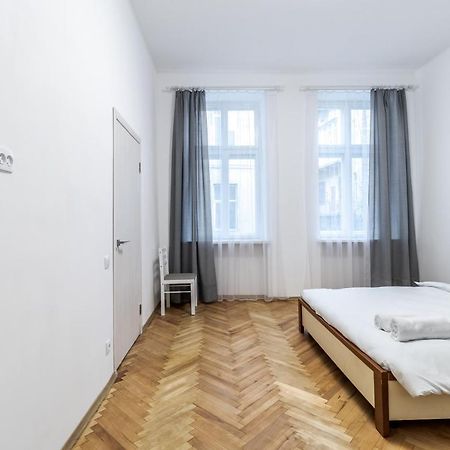 City Shalom Apartment Lviv Exterior photo